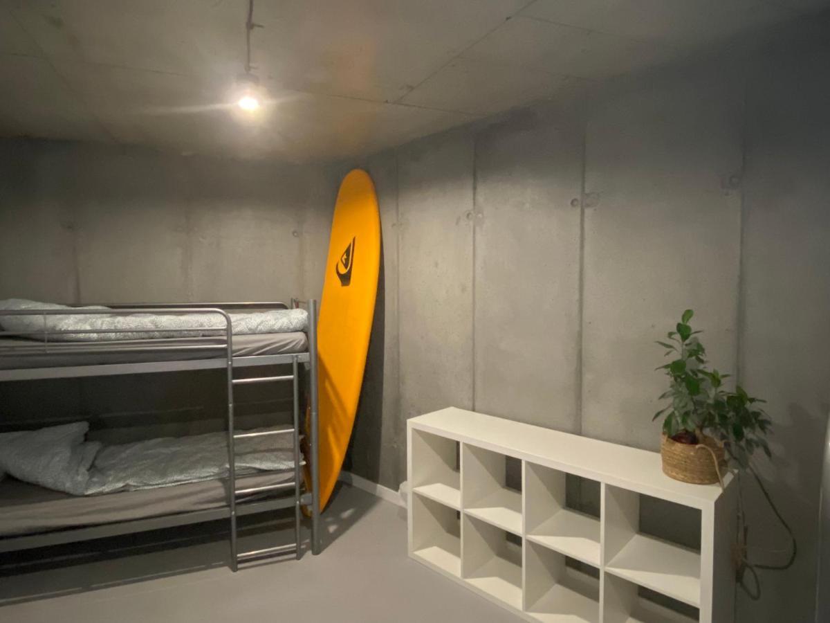 Industrialna Piwnica Hostel Гданськ Екстер'єр фото
